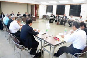 奄美大島・喜界島航路対策協議会総会＝９日、奄美市名瀬の奄美会館