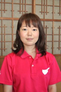 航空管制官採用試験に合格した山下奈都希さん＝１８日、和泊町