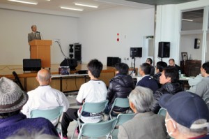 約１２０人が参加した「あしたの加計呂麻島プロジェクト」立ち上げ総会＝２日、瀬戸内町加計呂麻島