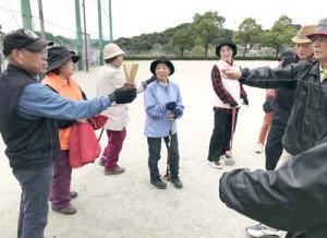 鹿児島市チームを決めるくじ引きも楽しみの一つ