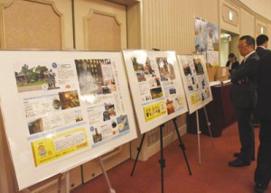 大河ドラマ「西郷（せご）どん」のゆかりの地も紹介された県観光連盟の総会＝２１日、鹿児島市