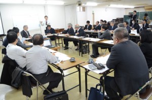 官民連携で市街地活性化を目指す奄美市地方再生ＣＣ推進会議の初会合＝１７日、市役所