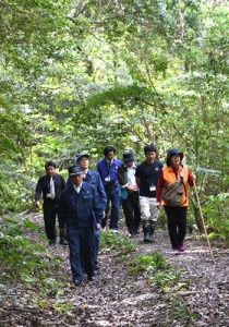 ４月から利用規制が始まる三京林道＝１９日、天城町三京